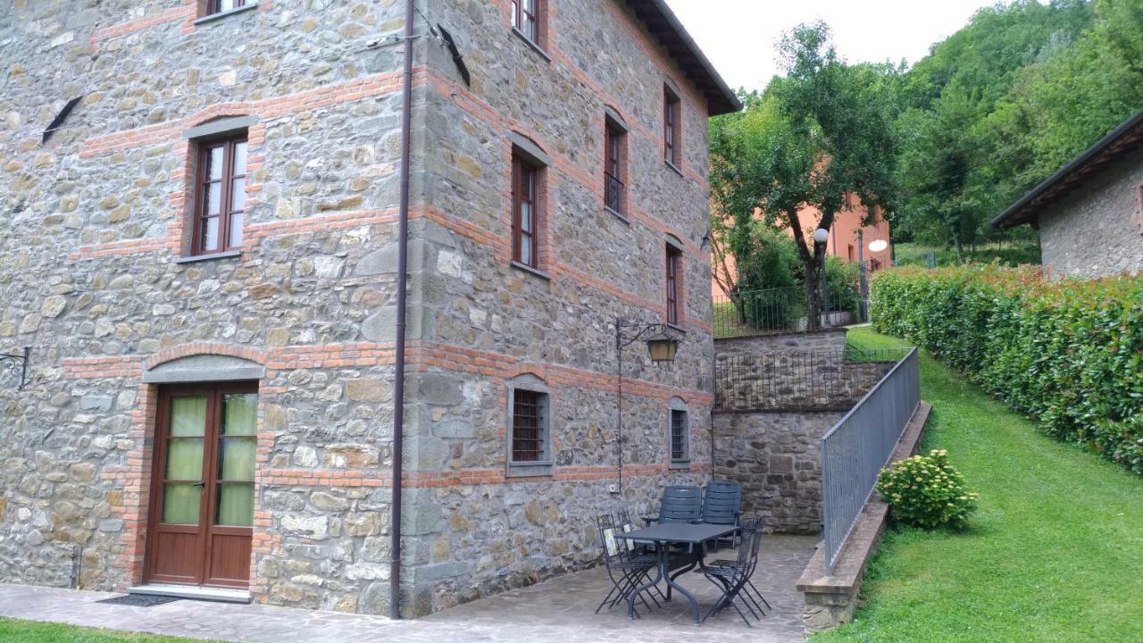 La Collina Dei Franchi Bed and Breakfast Camporgiano Εξωτερικό φωτογραφία